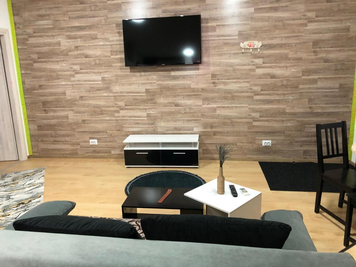 Serban Home Arenele Romane Marius Nasta بوخارست المظهر الخارجي الصورة