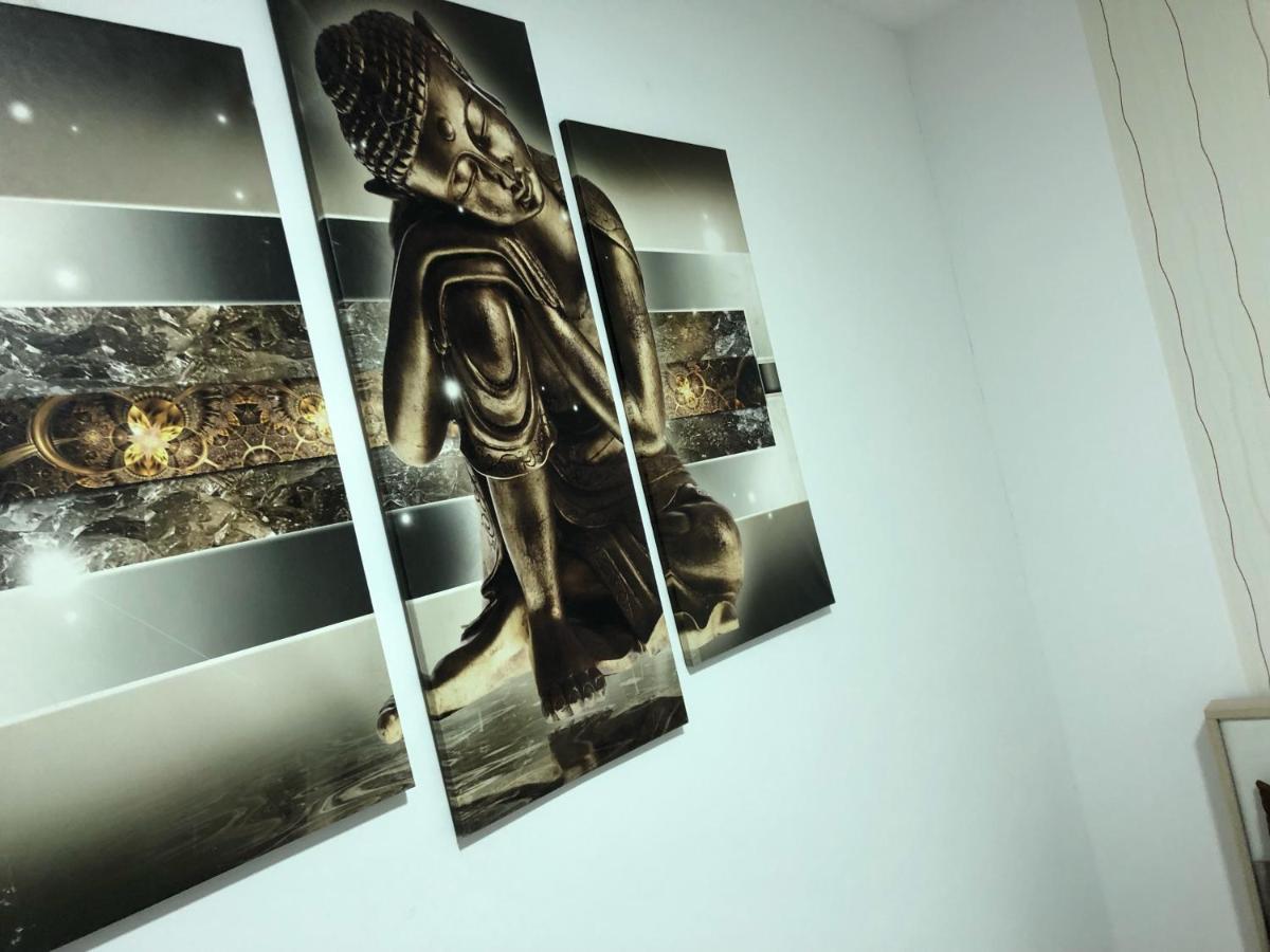 Serban Home Arenele Romane Marius Nasta بوخارست المظهر الخارجي الصورة