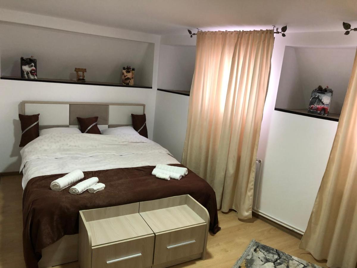 Serban Home Arenele Romane Marius Nasta بوخارست المظهر الخارجي الصورة