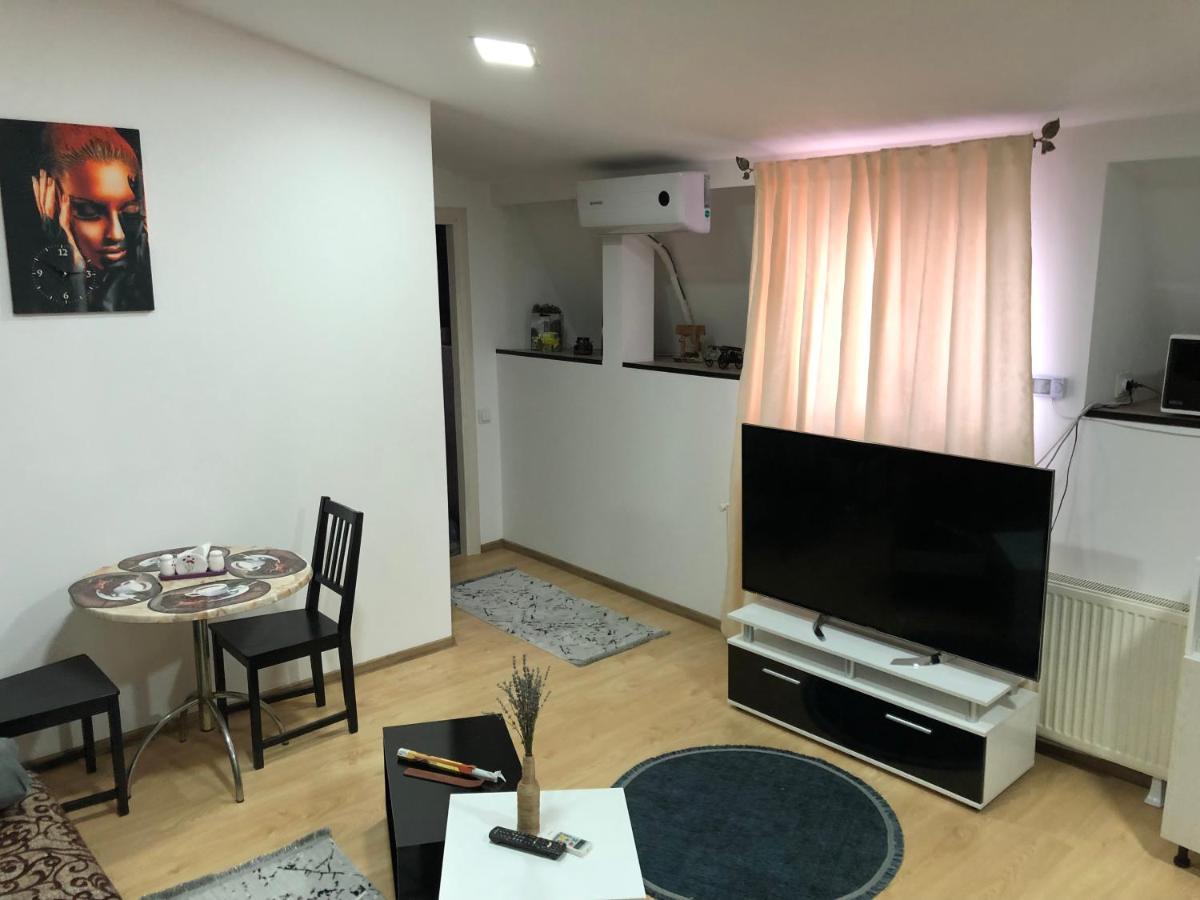 Serban Home Arenele Romane Marius Nasta بوخارست المظهر الخارجي الصورة