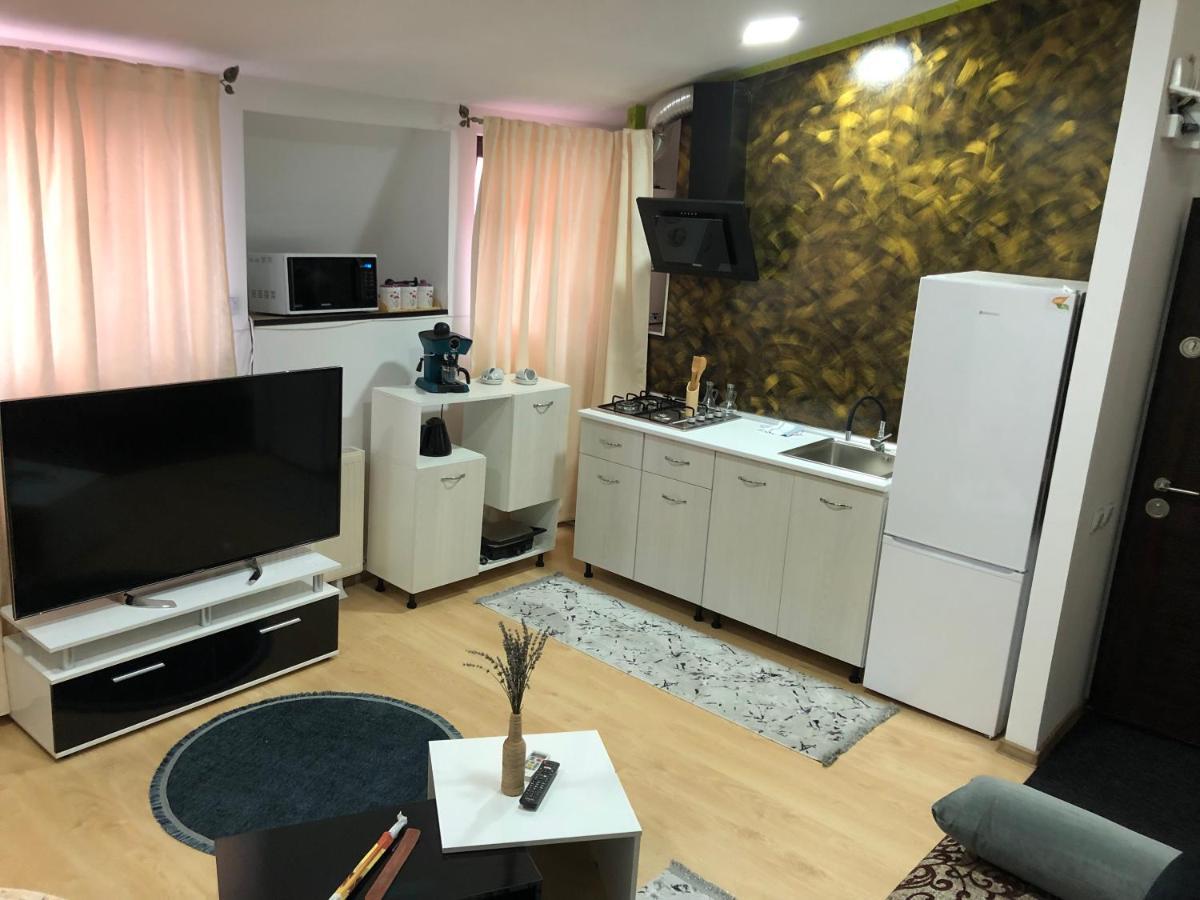 Serban Home Arenele Romane Marius Nasta بوخارست المظهر الخارجي الصورة